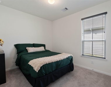 4007 Mossy Banks Lane - Photo Thumbnail 24