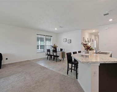 4007 Mossy Banks Lane - Photo Thumbnail 14