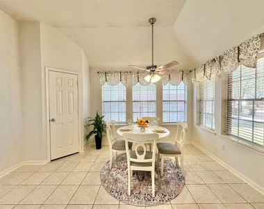 5822 Carta Valley Lane - Photo Thumbnail 13