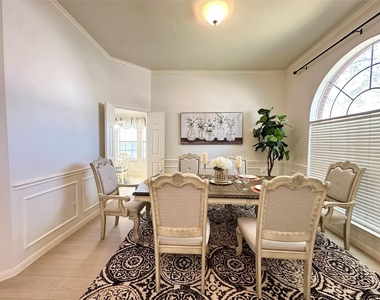 5822 Carta Valley Lane - Photo Thumbnail 9