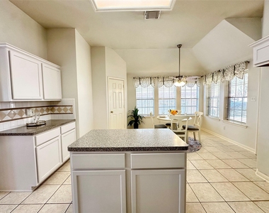 5822 Carta Valley Lane - Photo Thumbnail 16