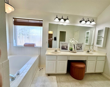 5822 Carta Valley Lane - Photo Thumbnail 21