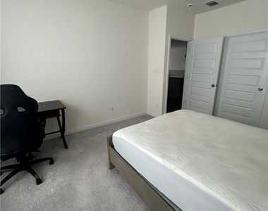 12109 Oxford Landing Drive - Photo Thumbnail 20