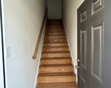12109 Oxford Landing Drive - Photo Thumbnail 1