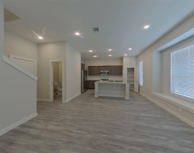 22808 Terrazzo Drive - Photo Thumbnail 2
