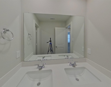 22808 Terrazzo Drive - Photo Thumbnail 13