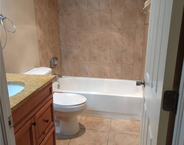 1503 Sw 48th Terrace - Photo Thumbnail 10