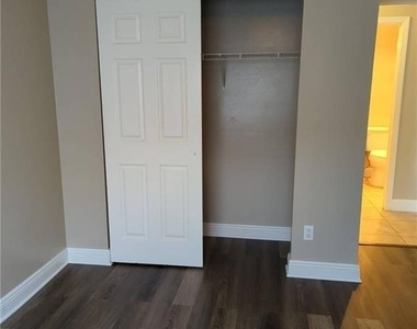 1503 Sw 48th Terrace - Photo Thumbnail 15