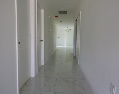 3433 Jeffcott Street - Photo Thumbnail 7