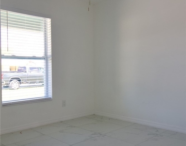 3433 Jeffcott Street - Photo Thumbnail 30