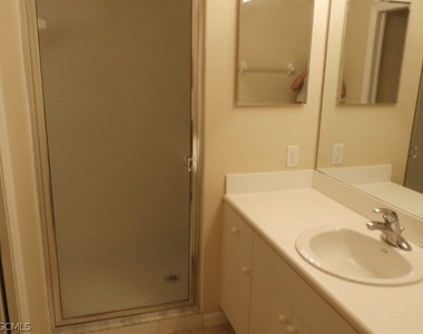 8341 Whiskey Preserve Circle - Photo Thumbnail 11