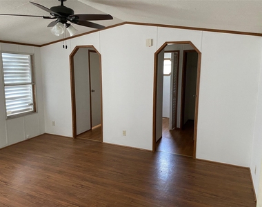 16066 North Loop Drive - Photo Thumbnail 3