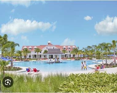 7289 Saona Court - Photo Thumbnail 13
