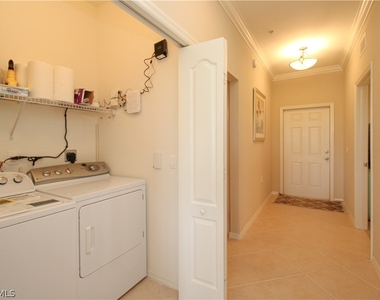 10313 Heritage Bay Boulevard - Photo Thumbnail 22