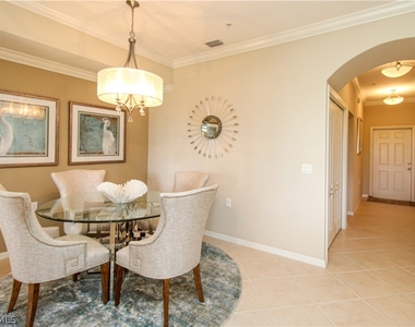 10313 Heritage Bay Boulevard - Photo Thumbnail 24