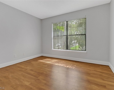 2130 Arbour Walk Circle - Photo Thumbnail 17