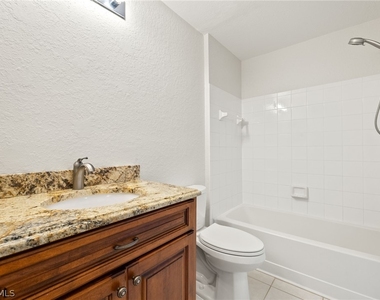 6401 Aragon Way - Photo Thumbnail 19