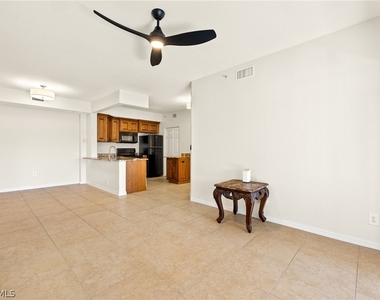 6401 Aragon Way - Photo Thumbnail 4