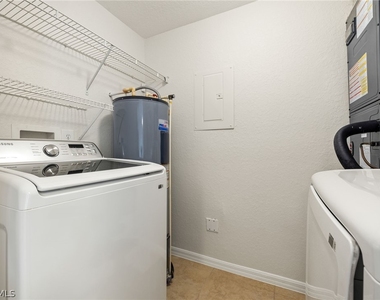 6401 Aragon Way - Photo Thumbnail 20