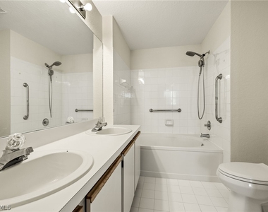 6401 Aragon Way - Photo Thumbnail 15