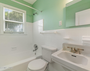 533 E Lincoln Avenue - Photo Thumbnail 11