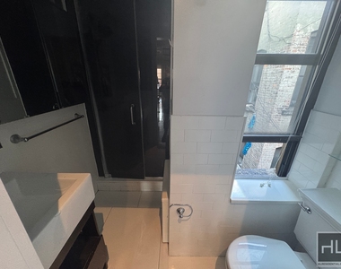 East 28 Street - Photo Thumbnail 7
