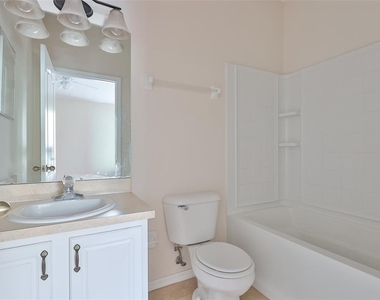 15843 Fishhawk View Drive - Photo Thumbnail 22