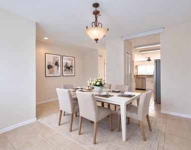 15843 Fishhawk View Drive - Photo Thumbnail 3