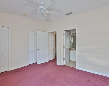 15843 Fishhawk View Drive - Photo Thumbnail 21
