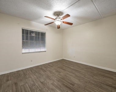 120 S Church Avenue - Photo Thumbnail 13