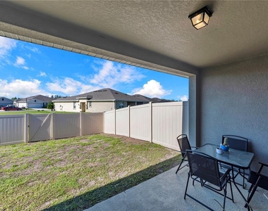 18276 Turning Leaf Circle - Photo Thumbnail 23