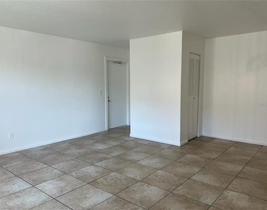 8701 4th Street N - Photo Thumbnail 7