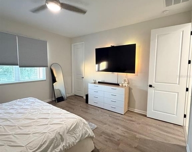 5684 Western Sun Drive - Photo Thumbnail 12