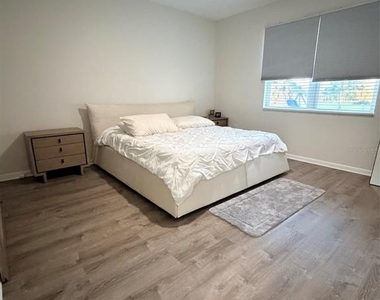 5684 Western Sun Drive - Photo Thumbnail 13