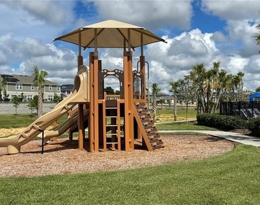 734 Stoney Point Circle - Photo Thumbnail 11