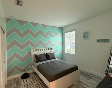 12245 Prairie Plantation Way - Photo Thumbnail 15