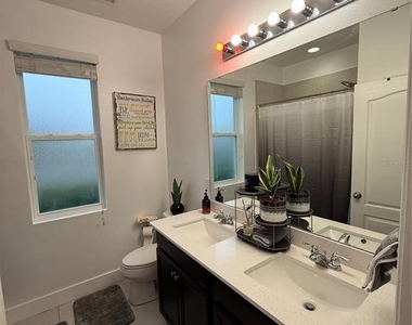 12245 Prairie Plantation Way - Photo Thumbnail 16