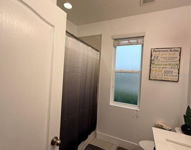 12245 Prairie Plantation Way - Photo Thumbnail 18