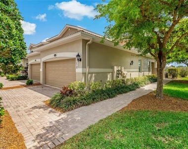 8312 Grand Estuary Trail - Photo Thumbnail 38
