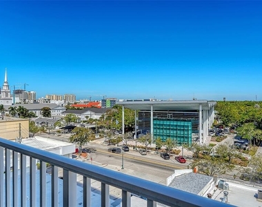 1771 Ringling Boulevard - Photo Thumbnail 12