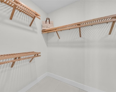 275 1st Avenue S - Photo Thumbnail 32