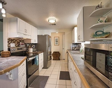 1 Caroll Circle - Photo Thumbnail 9