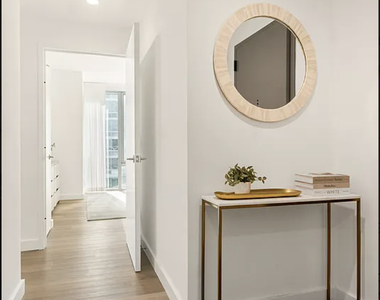 89 Dekalb Avenue - Photo Thumbnail 1