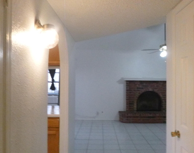 11376 Tenaha Avenue - Photo Thumbnail 21
