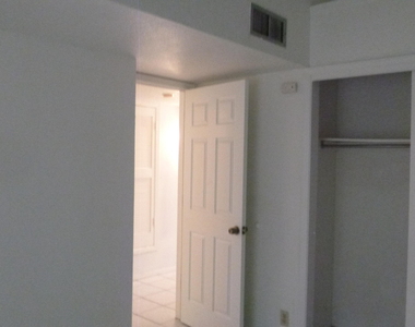 11376 Tenaha Avenue - Photo Thumbnail 20