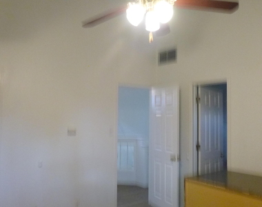 11376 Tenaha Avenue - Photo Thumbnail 13