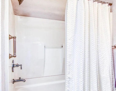221 Hadlock Street - Photo Thumbnail 10