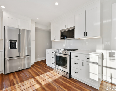 60 Walter Avenue - Photo Thumbnail 2