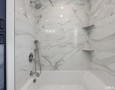 60 Walter Avenue - Photo Thumbnail 19