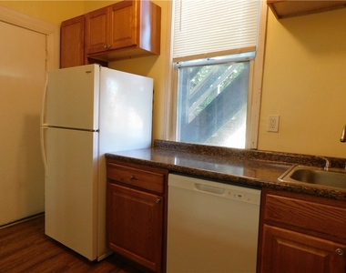 238 Lehigh Ave - Photo Thumbnail 8
